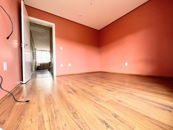 Imagem Casa com 3 Quartos à Venda, 300 m² em Vila Nova - Porto Alegre Imagem Casa com 3 Quartos à Venda, 300 m² em Vila Nova - Porto Alegre