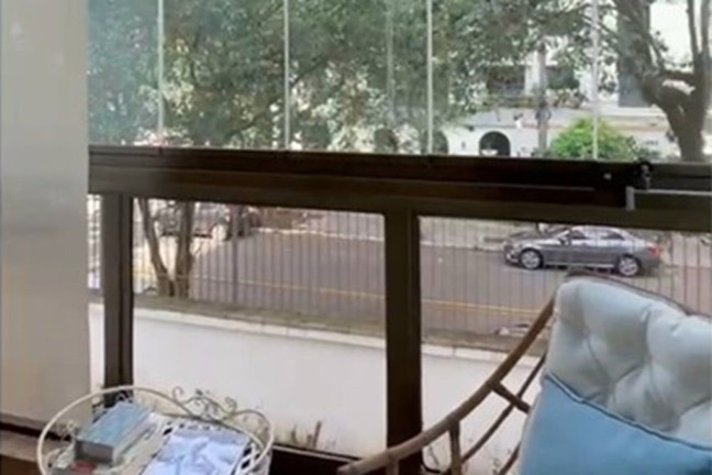 Imagem Imóvel com 3 Quartos à Venda, 240 m² em Campo Belo - São Paulo Imagem Imóvel com 3 Quartos à Venda, 240 m² em Campo Belo - São Paulo