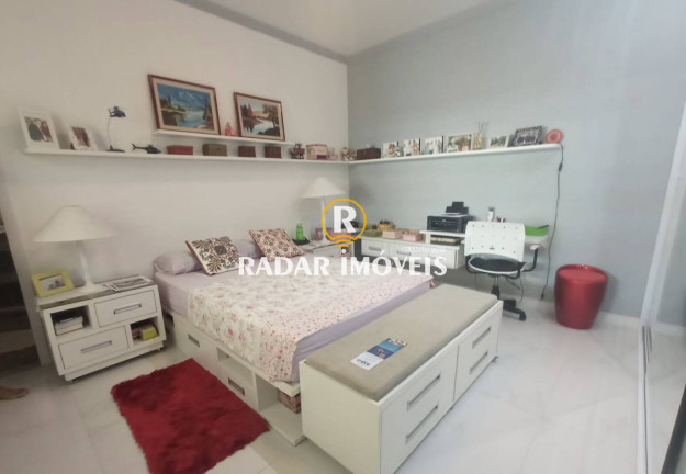 Imagem Casa com 5 Quartos à Venda, 250 m² em Recanto Das Dunas - Cabo Frio Imagem Casa com 5 Quartos à Venda, 250 m² em Recanto Das Dunas - Cabo Frio