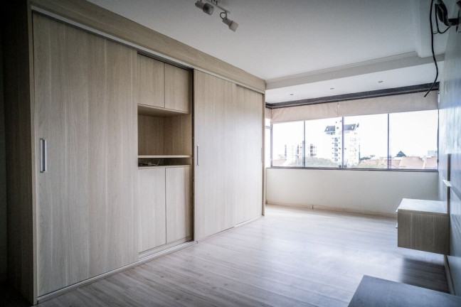 Imagem Cobertura com 3 Quartos à Venda, 255 m² em Jardim Itu - Porto Alegre Imagem Cobertura com 3 Quartos à Venda, 255 m² em Jardim Itu - Porto Alegre