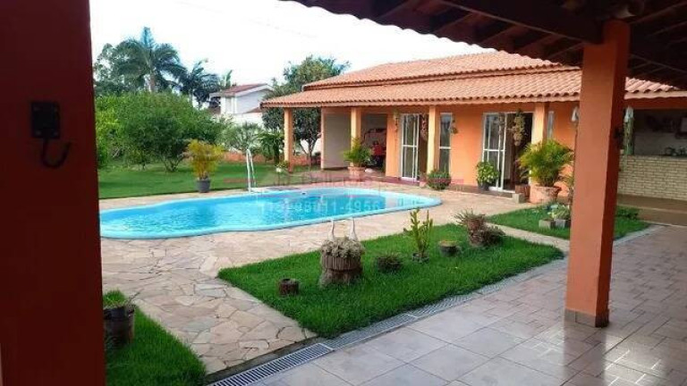 Chácara com 3 Quartos à Venda, 280 m² em Portal Das Nogueiras - Tatuí