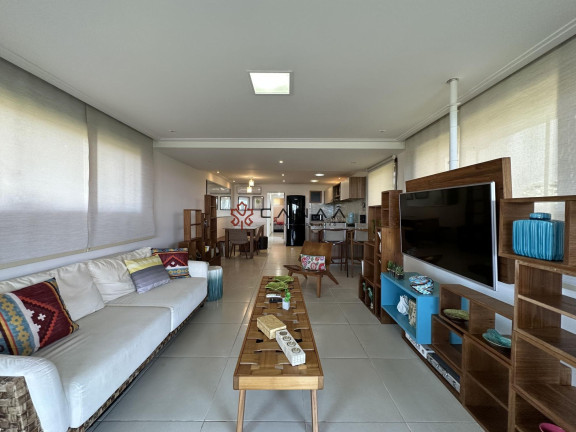 Imagem Casa de Condomínio com 5 Quartos à Venda, 209 m² em Rasa - Armação Dos Búzios Imagem Casa de Condomínio com 5 Quartos à Venda, 209 m² em Rasa - Armação Dos Búzios