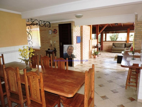 Imagem Casa com 5 Quartos à Venda, 1.123 m² em Chácara Vale Do Rio Cotia - Carapicuíba Imagem Casa com 5 Quartos à Venda, 1.123 m² em Chácara Vale Do Rio Cotia - Carapicuíba