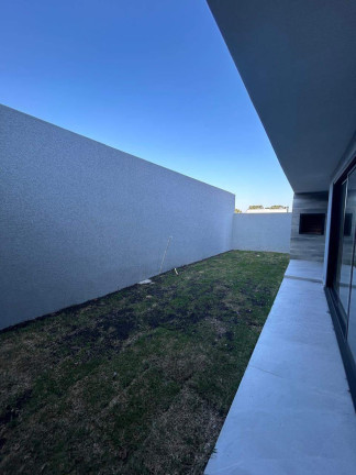 Imagem Sobrado com 3 Quartos à Venda, 187 m² em Jardim Das Américas - Campo Largo Imagem Sobrado com 3 Quartos à Venda, 187 m² em Jardim Das Américas - Campo Largo