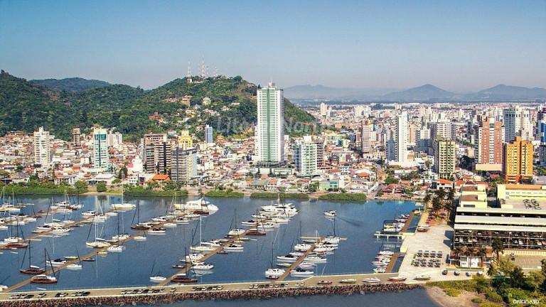 Imagem Apartamento com 3 Quartos à Venda, 161 m² em Fazenda - Itajaí