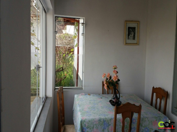 Imagem Casa com 4 Quartos à Venda, 300 m² em Centro - Poços De Caldas