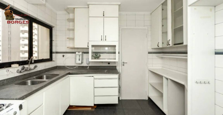 Imagem Apartamento com 3 Quartos à Venda, 97 m² em Moema - São Paulo Imagem Apartamento com 3 Quartos à Venda, 97 m² em Moema - São Paulo