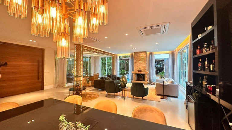 Imagem Casa com 4 Quartos à Venda ou Locação, 547 m² em Alphaville Residencial Plus - Barueri Imagem Casa com 4 Quartos à Venda ou Locação, 547 m² em Alphaville Residencial Plus - Barueri
