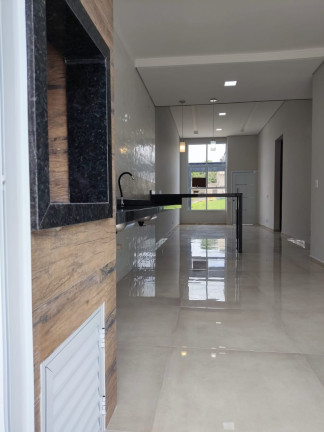 Imagem Casa com 3 Quartos à Venda, 118 m² em Horto Florestal - Sorocaba Imagem Casa com 3 Quartos à Venda, 118 m² em Horto Florestal - Sorocaba