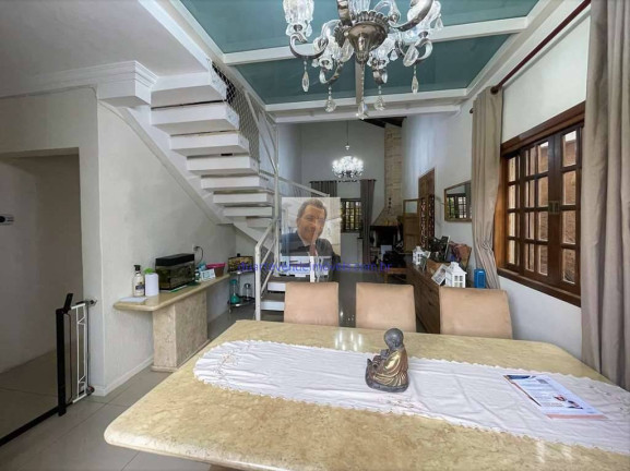 Imagem Casa com 3 Quartos à Venda, 180 m² em Jardim Semiramis - Cotia Imagem Casa com 3 Quartos à Venda, 180 m² em Jardim Semiramis - Cotia