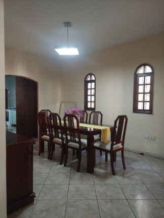 Imagem Casa com 3 Quartos à Venda, 390 m² em Centro - Ferraz De Vasconcelos Imagem Casa com 3 Quartos à Venda, 390 m² em Centro - Ferraz De Vasconcelos