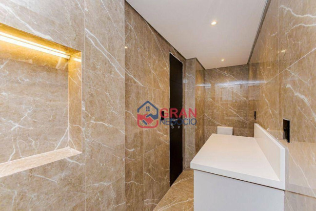Imagem Sobrado com 3 Quartos à Venda, 191 m² em Santa Felicidade - Curitiba Imagem Sobrado com 3 Quartos à Venda, 191 m² em Santa Felicidade - Curitiba
