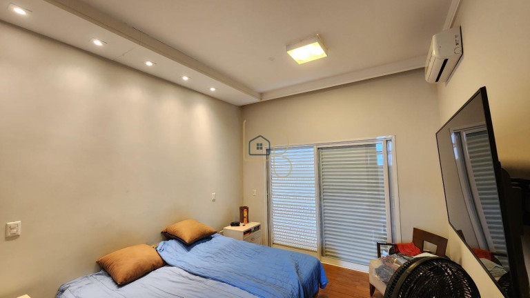 Imagem Casa de Condomínio com 3 Quartos à Venda, 200 m² em Jardim Itatiaia 2 - Londrina Imagem Casa de Condomínio com 3 Quartos à Venda, 200 m² em Jardim Itatiaia 2 - Londrina