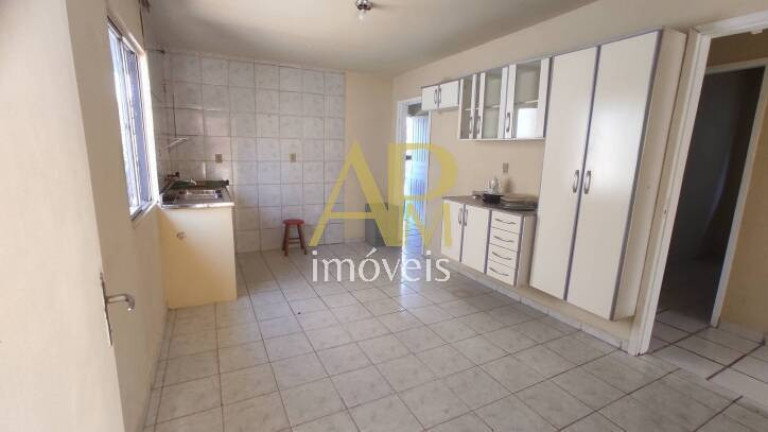 Imagem Casa com 7 Quartos à Venda, 259 m² em Estreito - Florianópolis Imagem Casa com 7 Quartos à Venda, 259 m² em Estreito - Florianópolis