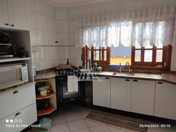 Imagem Casa com 4 Quartos à Venda, 199 m² em Itatiba Imagem Casa com 4 Quartos à Venda, 199 m² em Itatiba