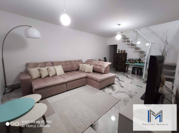 Imagem Casa de Condomínio com 3 Quartos à Venda, 132 m² em Jardim Ana Estela - Carapicuíba