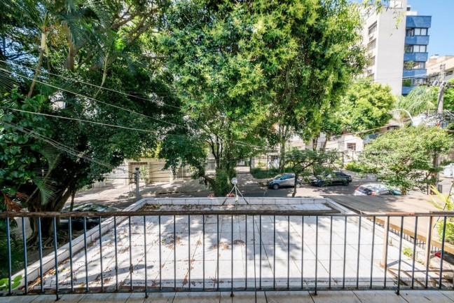 Imagem Casa com 3 Quartos à Venda, 156 m² em Petrópolis - Porto Alegre Imagem Casa com 3 Quartos à Venda, 156 m² em Petrópolis - Porto Alegre