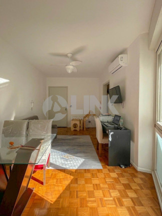 Imagem Apartamento com 2 Quartos à Venda, 63 m² em Santana - Porto Alegre