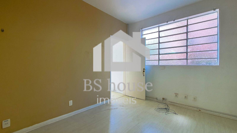 Imagem Sobrado com 8 Quartos para Alugar, 349 m² em Vila Bastos - Santo André