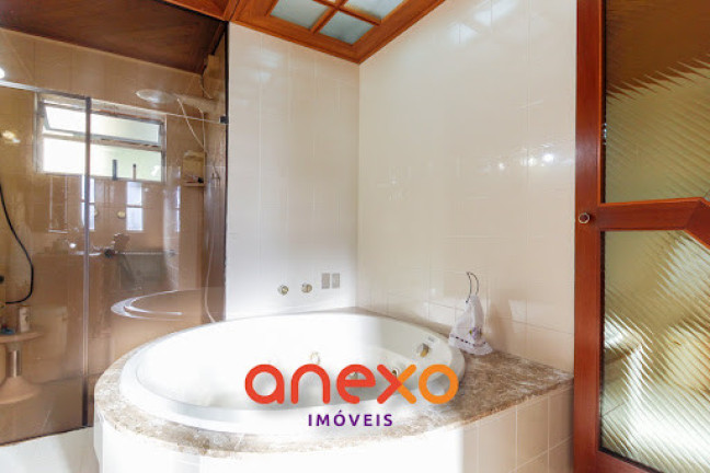 Imagem Casa com 4 Quartos à Venda, 284 m² em Garcia - Blumenau