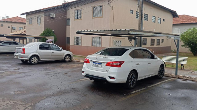 Imagem Apartamento com 2 Quartos à Venda, 53 m² em Tiradentes - Campo Grande