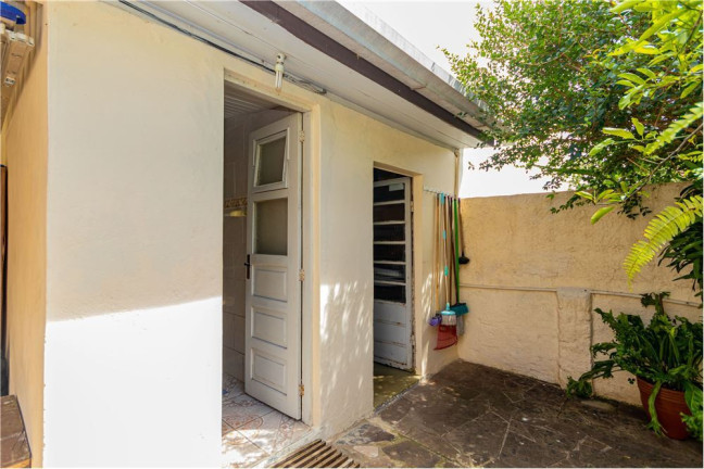 Imagem Casa com 3 Quartos à Venda, 139 m² em Santa Tereza - Porto Alegre Imagem Casa com 3 Quartos à Venda, 139 m² em Santa Tereza - Porto Alegre