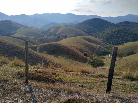 Imagem Fazenda à Venda, 200 m² em Vila Resende - Caçapava Imagem Fazenda à Venda, 200 m² em Vila Resende - Caçapava