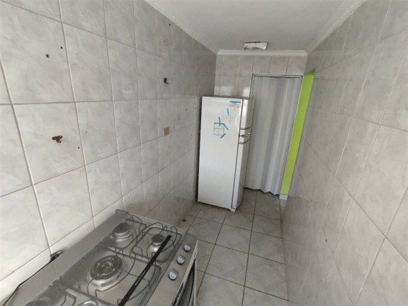 Imagem Kitnet com 1 Quarto à Venda, 32 m² em Guilhermina - Praia Grande
