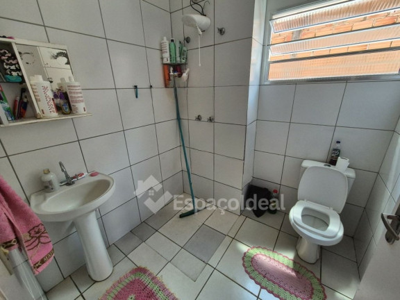 Imagem Casa com 2 Quartos à Venda, 70 m² em Jardim Carolina - Lençóis Paulista Imagem Casa com 2 Quartos à Venda, 70 m² em Jardim Carolina - Lençóis Paulista