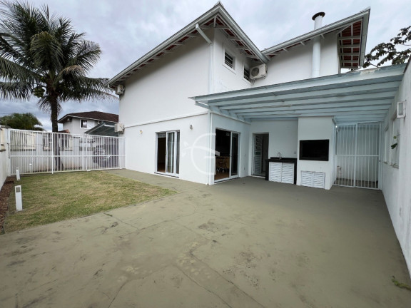 Imagem Casa com 3 Quartos à Venda,  em Bom Retiro - Joinville