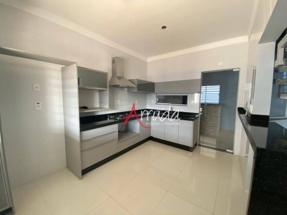 Imagem Sobrado com 3 Quartos à Venda, 162 m² em Centro - Cascavel Imagem Sobrado com 3 Quartos à Venda, 162 m² em Centro - Cascavel