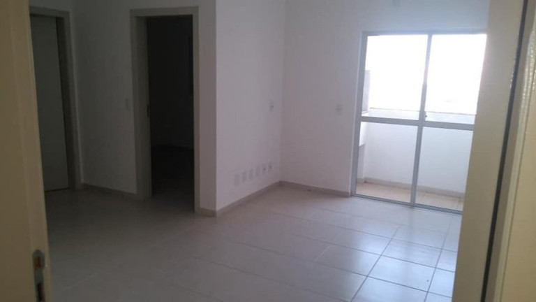 Imagem Apartamento com 2 Quartos à Venda, 75 m² em Pinheirinho - Criciúma