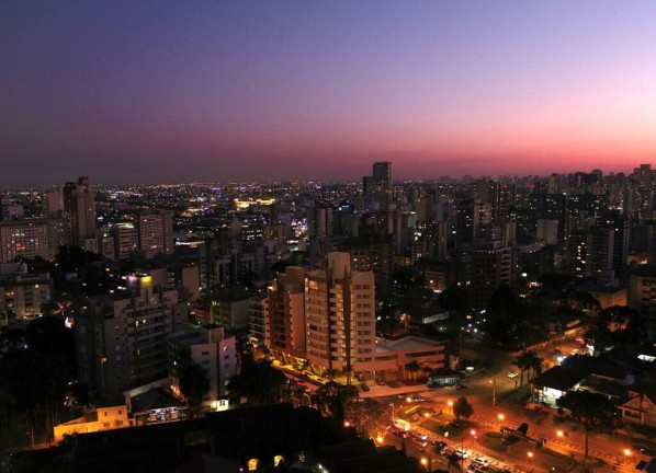 Imagem Apartamento com 2 Quartos à Venda, 58 m² em Alto Da Glória - Curitiba Imagem Apartamento com 2 Quartos à Venda, 58 m² em Alto Da Glória - Curitiba