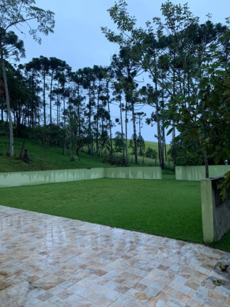 Imagem Imóvel com 4 Quartos à Venda, 200 m² em área Rural De Guaratinguetá - Guaratinguetá Imagem Imóvel com 4 Quartos à Venda, 200 m² em área Rural De Guaratinguetá - Guaratinguetá