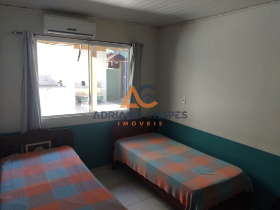 Imagem Casa com 2 Quartos à Venda, 144 m² em Itacolomi - Balneário Piçarras Imagem Casa com 2 Quartos à Venda, 144 m² em Itacolomi - Balneário Piçarras