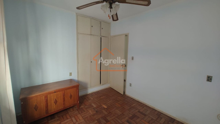 Imagem Casa com 3 Quartos à Venda, 300 m² em Jardim Longatto - Mogi Mirim Imagem Casa com 3 Quartos à Venda, 300 m² em Jardim Longatto - Mogi Mirim