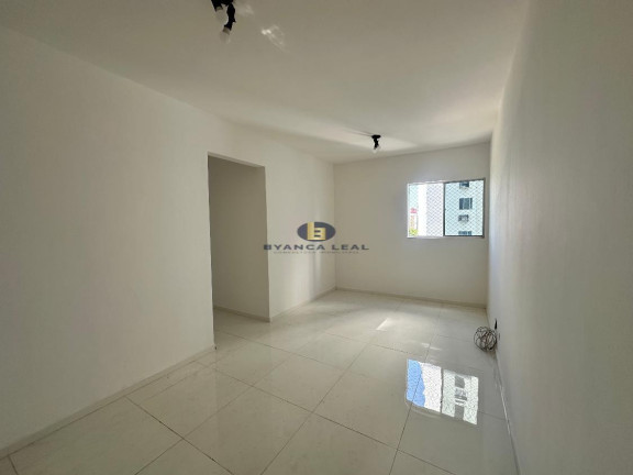 Imagem Apartamento com 2 Quartos à Venda, 65 m² em Torre - Recife