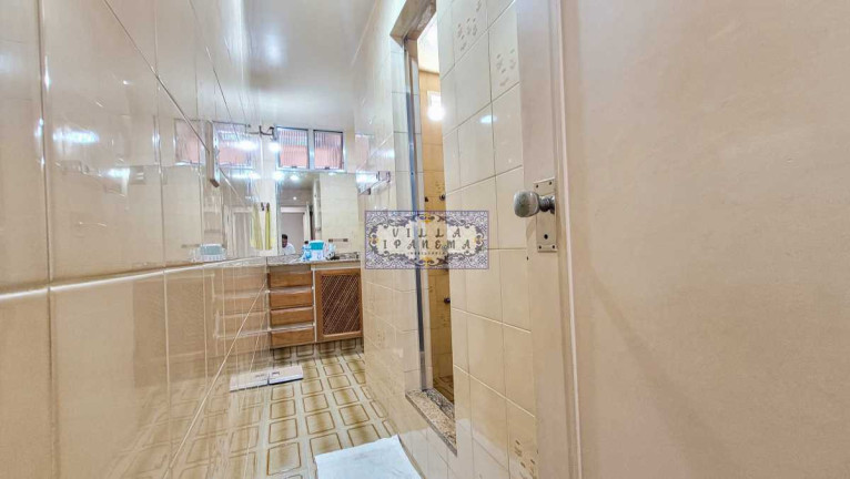 Imagem Apartamento com 3 Quartos à Venda, 133 m² em Laranjeiras - Rio De Janeiro Imagem Apartamento com 3 Quartos à Venda, 133 m² em Laranjeiras - Rio De Janeiro
