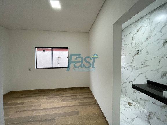 Imagem Casa com 2 Quartos à Venda, 180 m² em Jardim Comodoro - Cuiabá Imagem Casa com 2 Quartos à Venda, 180 m² em Jardim Comodoro - Cuiabá