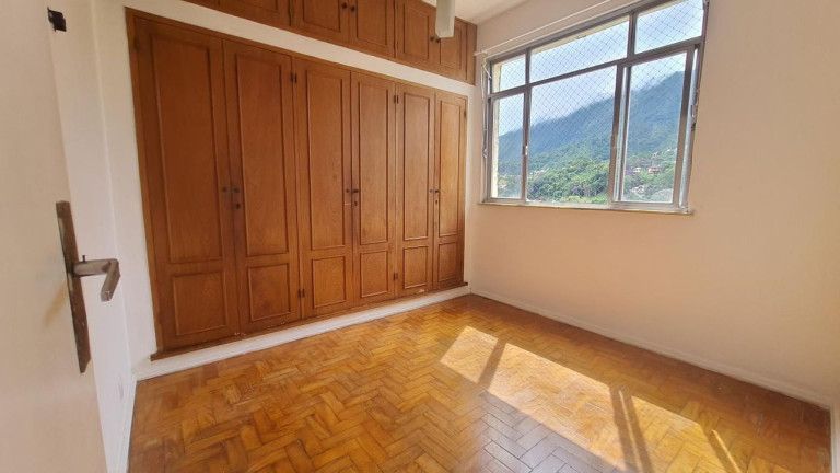 Imagem Apartamento com 2 Quartos à Venda, 65 m² em Alto - Teresópolis