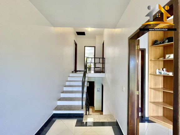 Imagem Casa com 4 Quartos à Venda, 380 m² em Granja Viana - Carapicuíba Imagem Casa com 4 Quartos à Venda, 380 m² em Granja Viana - Carapicuíba