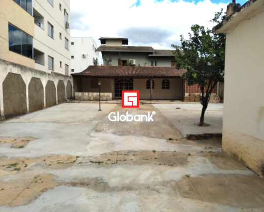 Imagem Casa com 2 Quartos à Venda, 170 m² em Todos Os Santos - Montes Claros Imagem Casa com 2 Quartos à Venda, 170 m² em Todos Os Santos - Montes Claros