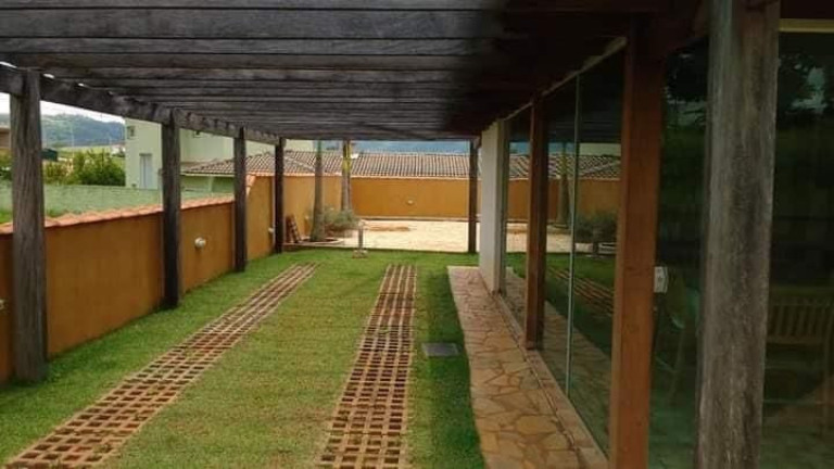 Imagem Casa com 3 Quartos à Venda, 220 m² em Ninho Verde Ii - Pardinho Imagem Casa com 3 Quartos à Venda, 220 m² em Ninho Verde Ii - Pardinho