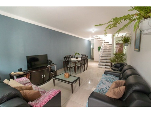 Imagem Sobrado com 3 Quartos à Venda, 150 m² em Vila Carrão - São Paulo Imagem Sobrado com 3 Quartos à Venda, 150 m² em Vila Carrão - São Paulo