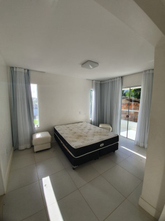 Imagem Casa com 4 Quartos à Venda, 400 m² em Barra Do Jacuipe - Camaçari Imagem Casa com 4 Quartos à Venda, 400 m² em Barra Do Jacuipe - Camaçari
