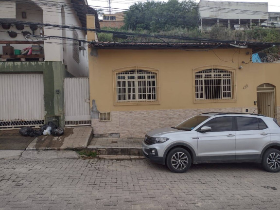 Imagem Casa com 3 Quartos à Venda, em Centro - Teófilo Otoni Imagem Casa com 3 Quartos à Venda, em Centro - Teófilo Otoni
