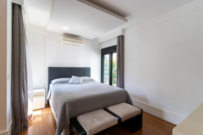 Imagem Imóvel com 2 Quartos à Venda, 171 m² em Moema - São Paulo Imagem Imóvel com 2 Quartos à Venda, 171 m² em Moema - São Paulo