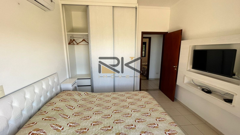 Imagem Sobrado com 3 Quartos à Venda, 600 m² em Toninhas - Ubatuba