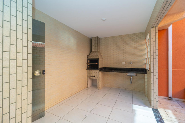 Imagem Sobrado com 4 Quartos para Alugar, 220 m² em Cidade Industrial - Curitiba Imagem Sobrado com 4 Quartos para Alugar, 220 m² em Cidade Industrial - Curitiba