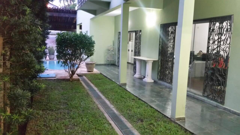 Imagem Casa com 3 Quartos à Venda, 350 m² em Vila Trujillo - Sorocaba Imagem Casa com 3 Quartos à Venda, 350 m² em Vila Trujillo - Sorocaba
